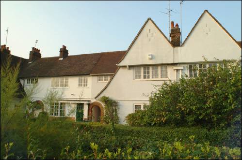43-45 Temple Fortune Hill